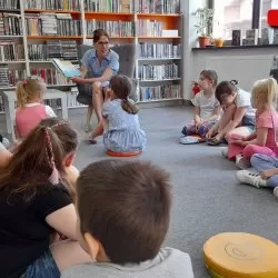Relacja z Ogólnopolskiego Tygodnia Czytania Dzieciom w raciborskiej bibliotece
