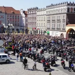 Śniadanie Wielkanocne na raciborskim Rynku