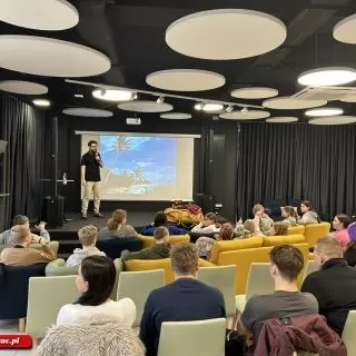 Pirat Dyplomata na Stacji Młodych