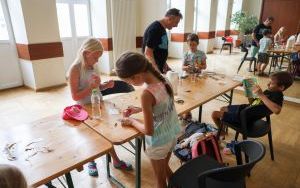 Warsztaty modelarstwa kartonowego w RCK (16)