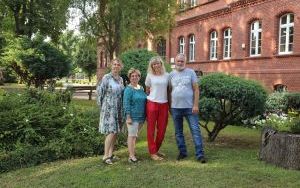 Laureaci (15)