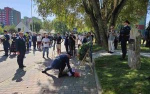 Odsłonięcie obelisku (5)