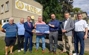 2,3 mln dla Brzezia (7)