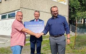 2,3 mln dla Brzezia (1)