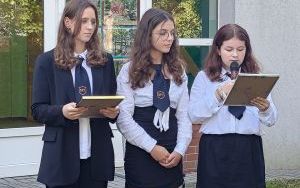 Uroczyste otwarcie placu zabaw przy SP 1 (10)