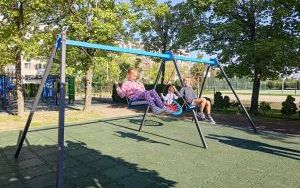 Uroczyste otwarcie placu zabaw przy SP 1 (10)