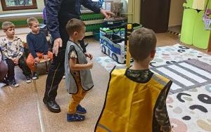 Zajęcia ze Strażą Miejska w Przedszkolach (10)