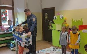 Zajęcia ze Strażą Miejska w Przedszkolach (1)