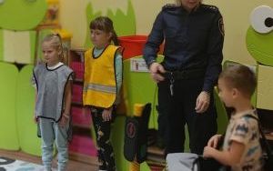 Zajęcia ze Strażą Miejska w Przedszkolach (10)