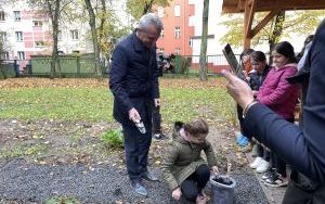 Otwarcie pracowni pod chmurką SP4 (10)
