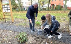 Otwarcie pracowni pod chmurką SP4 (2)
