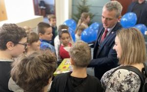 Wyjątkowa choinka w magistracie (3)