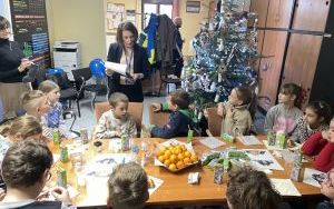 Wyjątkowa choinka w magistracie (10)