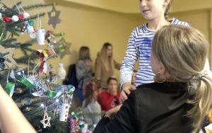 Wyjątkowa choinka w magistracie (2)