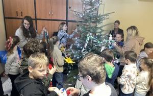 Wyjątkowa choinka w magistracie (8)
