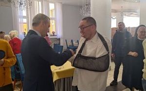 W Restauracji Raciborskiej odbyło się spotkanie wigilijne dla samotnych (6)