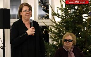 Grażyna Drobek-Bukowska z medalem Zasłużony dla Kultury Polskiej (2)