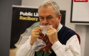 Marek Szołtysek z wizytą w raciborskiej bibliotece (18)