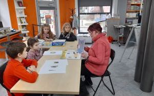 Śląskie tradycje i raciborskie puzzle w Bibliotece (6)