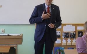 Prezydent wcielił się w rolę nauczyciela historii (1)