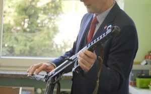 Prezydent wcielił się w rolę nauczyciela historii (12)