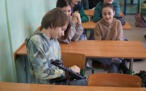 Prezydent wcielił się w rolę nauczyciela historii (16)