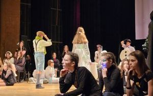 Uroczystość wręczenia stypendiów uczniom szkół podstawowych (4)