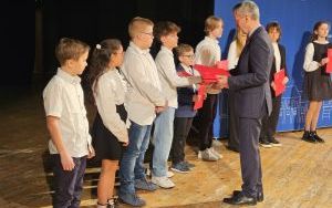 Uroczystość wręczenia stypendiów uczniom szkół podstawowych (14)