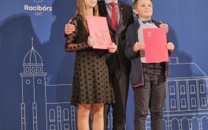 Uroczystość wręczenia stypendiów uczniom szkół podstawowych (2)