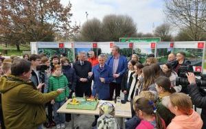 Mieszkańcy zapoznali się z wizją Rodzinnego Ogrodu Rekreacji (12)