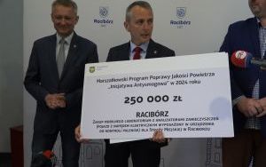 Zdjęcia z konferencji prasowej (5)