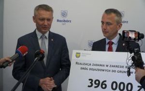 Zdjęcia z konferencji prasowej (12)