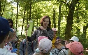 Dzieci ze Szkolnego Zespołu Antysmogowego z wizytą w Arboretum Bramy Morawskiej w Raciborzu (6)