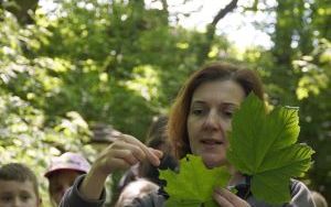 Dzieci ze Szkolnego Zespołu Antysmogowego z wizytą w Arboretum Bramy Morawskiej w Raciborzu (11)
