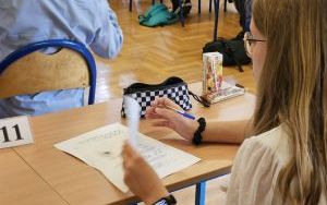 Uczniowie szkół podstawowych sprawdzili swój zakres wiedzy z matematyki i przyrody (13)