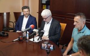 Konferencja prasowa ws. wysypiska na Brzeziu (1)