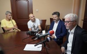 Konferencja prasowa ws. wysypiska na Brzeziu (9)