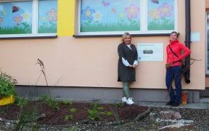 Ogród deszczowy przy P23 pomaga oszczędzać wodę i cieszy zielenią (11)