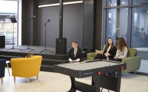 Stacja Młodych na nowym dworcu PKP w Raciborzu oficjalnie otwarta (2)