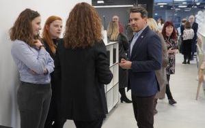 Stacja Młodych na nowym dworcu PKP w Raciborzu oficjalnie otwarta (6)