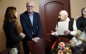 105-latek gościł w raciborskim magistracie (7)