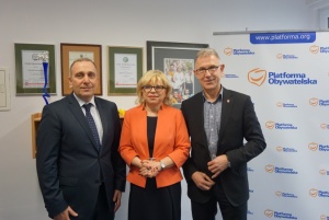 Grzeborz Schetyna odwiedza rodzinny.