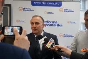 Grzeborz Schetyna odwiedza rodzinny.