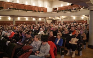Dzień Babci i Dziadka w RCK. Przedszkolaki wystąpiły na scenie (1)