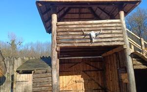 Naprawa Wieży Bramnej w Średniowiecznym Grodzie (4)