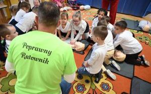 Poprawny Ratownik - Dziecko też może uratować życie (7)