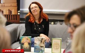 Magdalena Wala na „Dzień Kobiet z książką” w bibliotece (1)