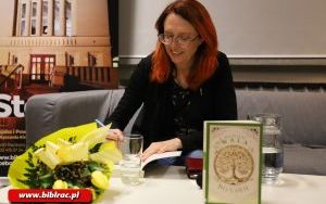 Magdalena Wala na „Dzień Kobiet z książką” w bibliotece (5)