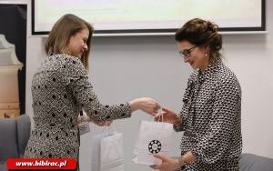 Oddać hołd ziemi raciborskiej! Dr Marcela Szymańska w bibliotece (5)