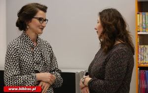 Oddać hołd ziemi raciborskiej! Dr Marcela Szymańska w bibliotece (17)